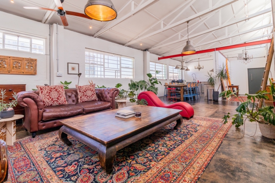 2 Bedroom Property for Sale in Woodstock Western Cape